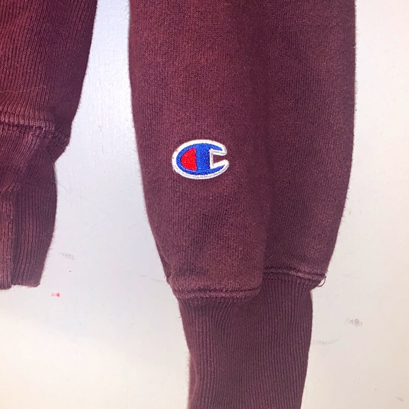super comfy burgundy champion crew neck - Picture 3 of 4